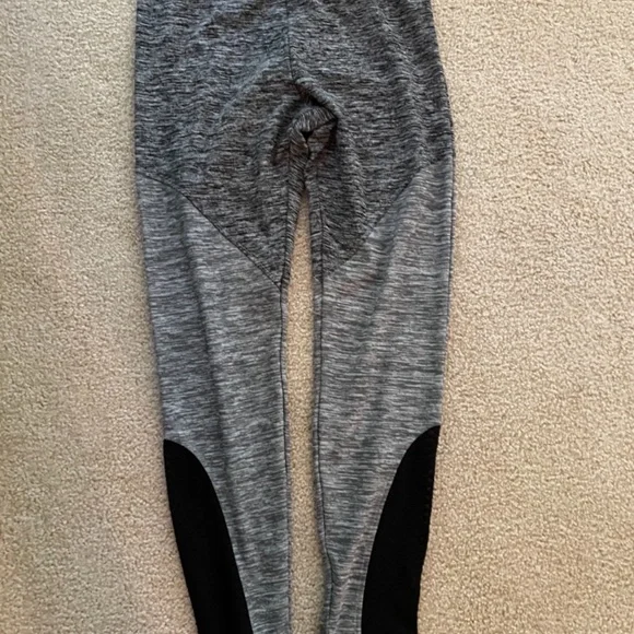 2 full length leggings size L - Picture 2 of 6